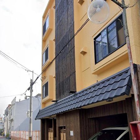 Number Ten 10号民宿 Ōsaka Extérieur photo